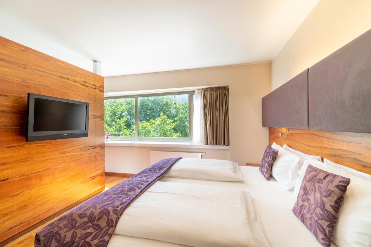 ปาคัท สวีท โฮเต็ล Hotel เวียนนา ภายนอก รูปภาพ