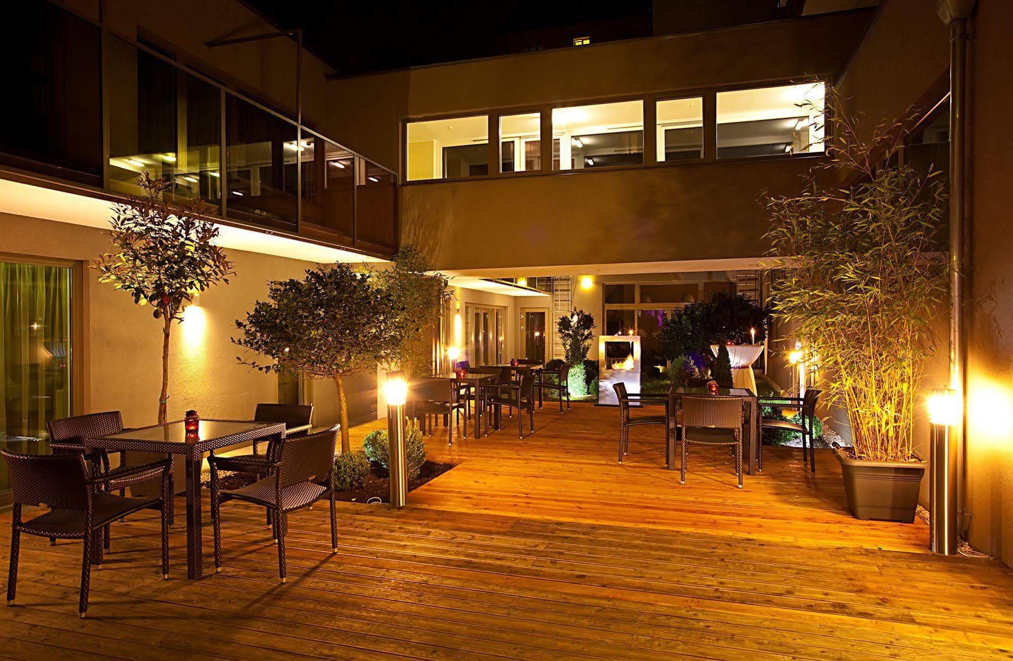 ปาคัท สวีท โฮเต็ล Hotel เวียนนา ภายนอก รูปภาพ